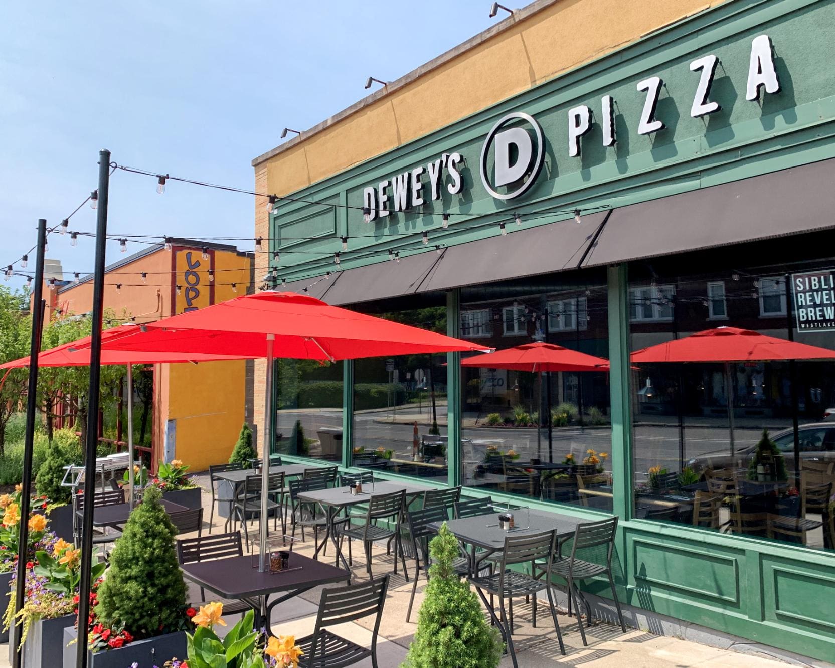 Cleveland Heights | Dewey's Pizza