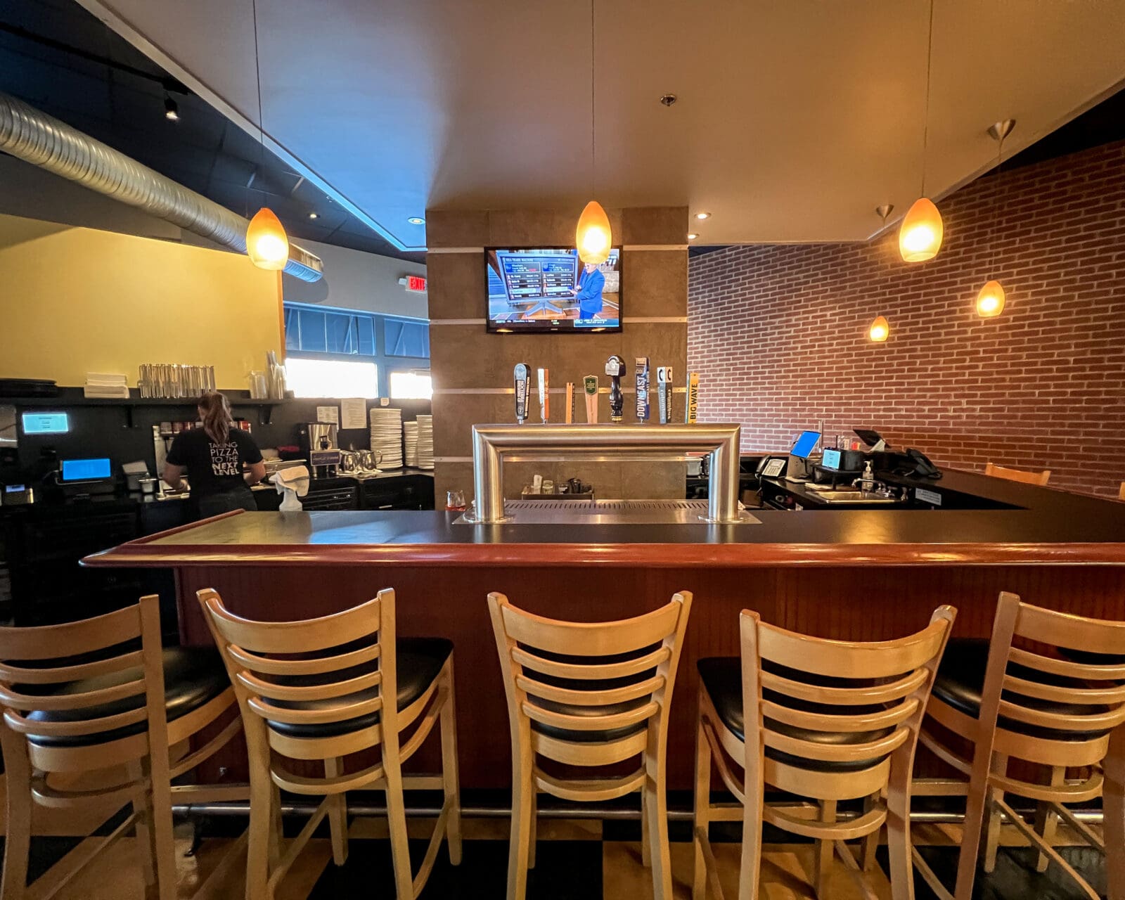 Dewey's Pizza - Dublin Bar