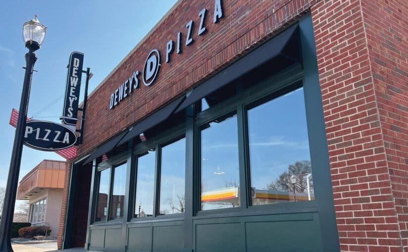 Dewey's-Pizza-Edwardsville-Exterior
