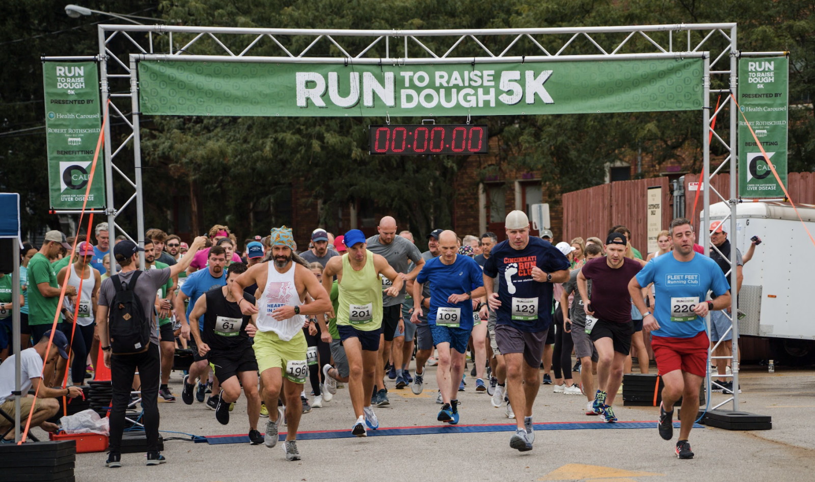 Run to Raise Dough 2022 Starting Line