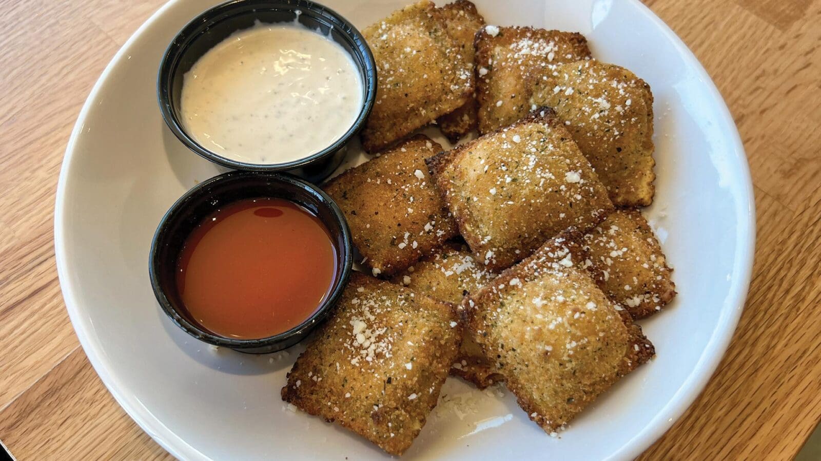 Dewey's-Pizza-Southampton-Toasted-Ravioli-Buffalo-Chicken