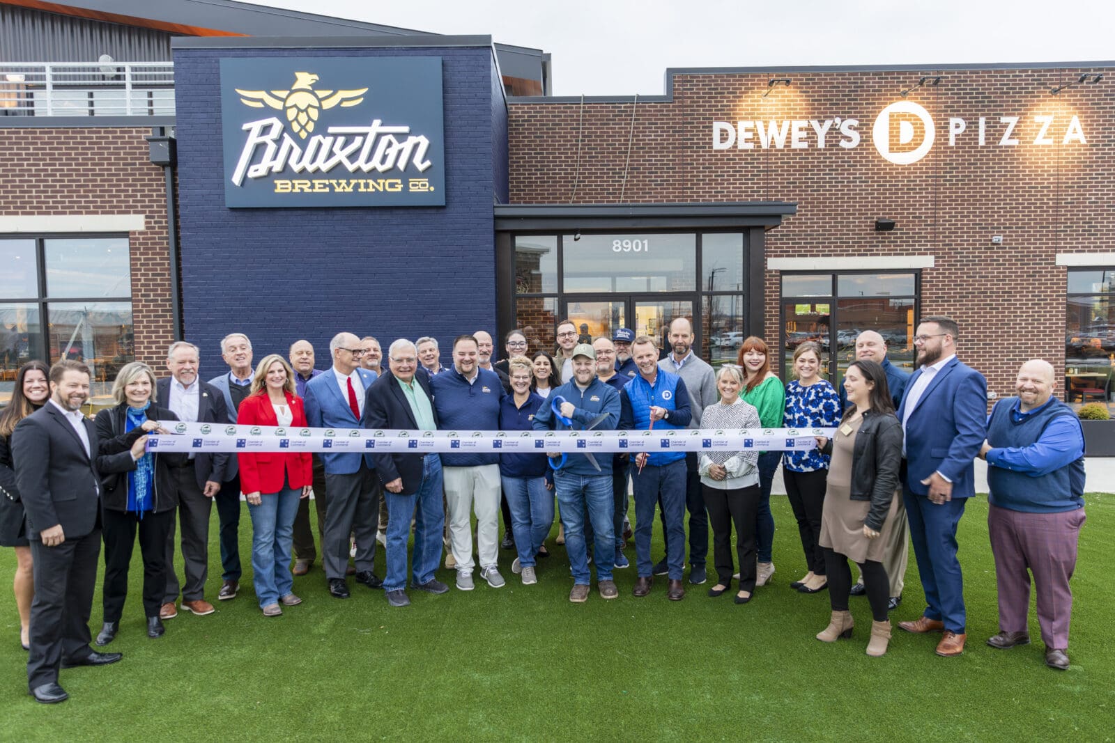 Behind the Slice | Dewey's Pizza