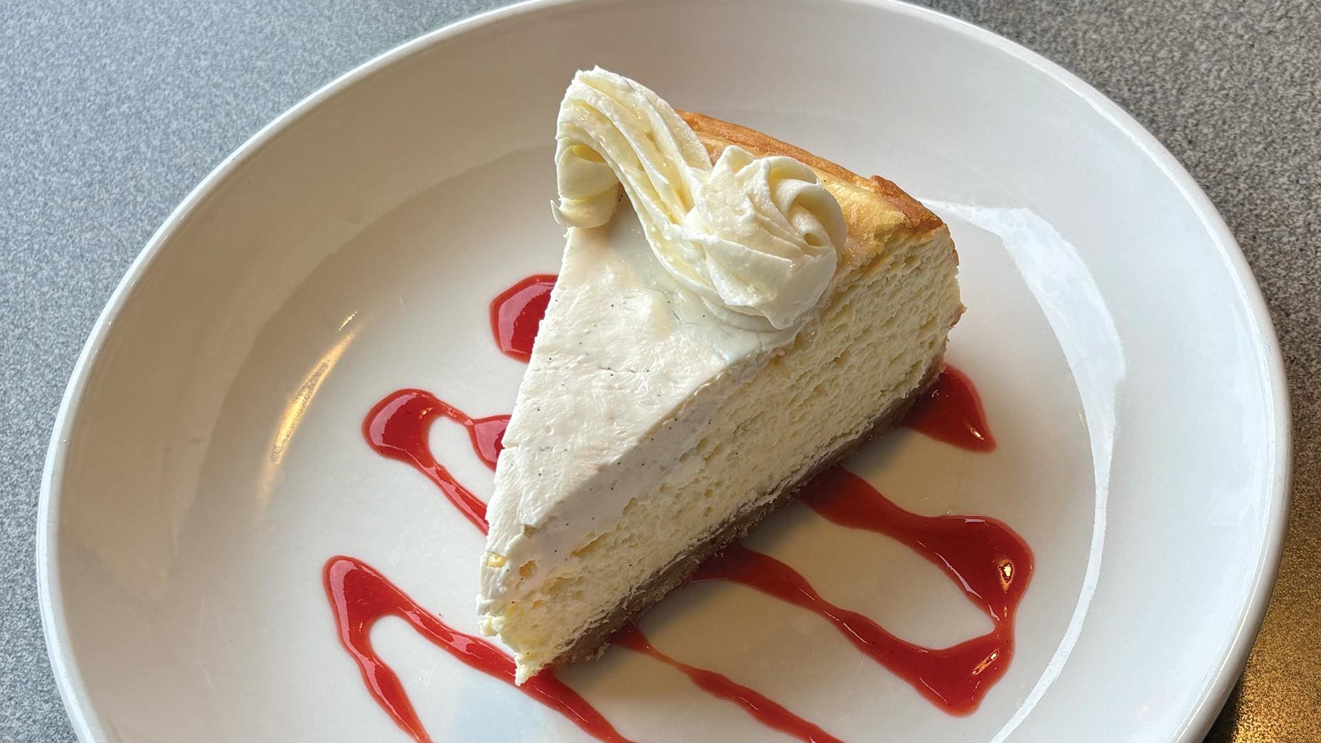 Dewey's Pizza - Classic Vanilla Cheesecake